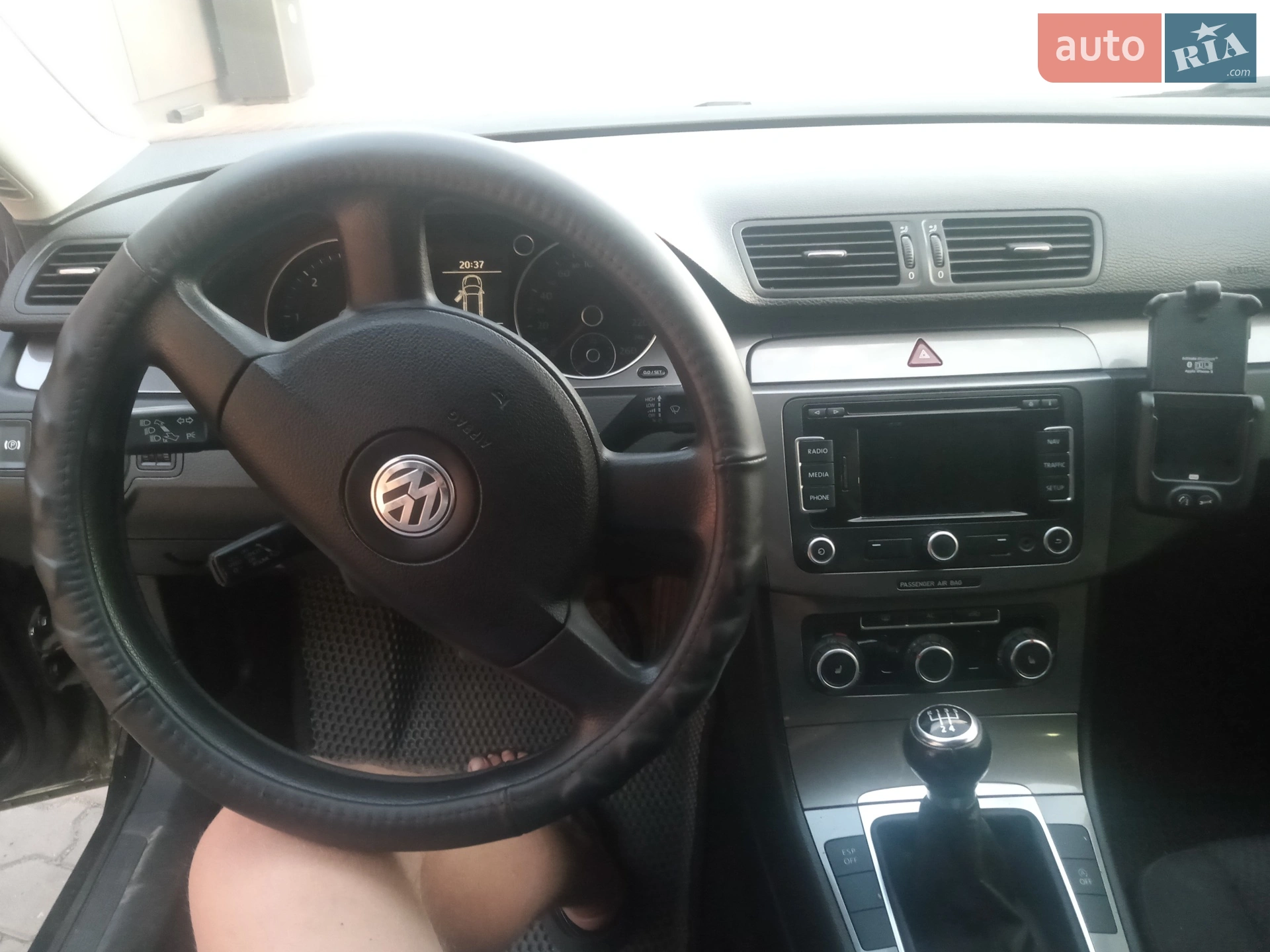 2010 Volkswagen Passat - мініатюра 6