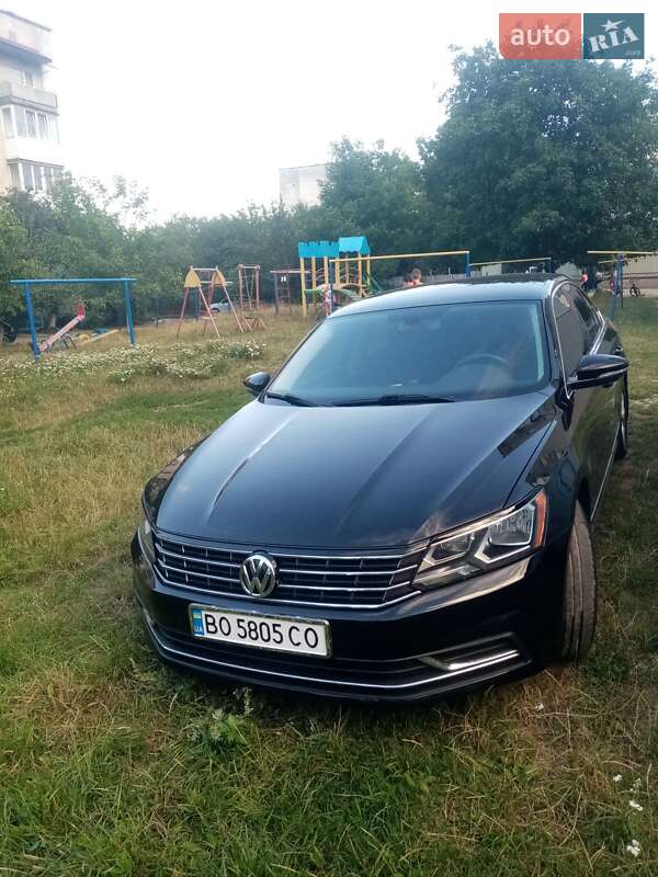 Седан Volkswagen Passat 2016 в Тернополе