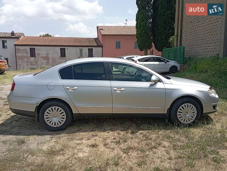 Седан Volkswagen Passat 2008 в Львове