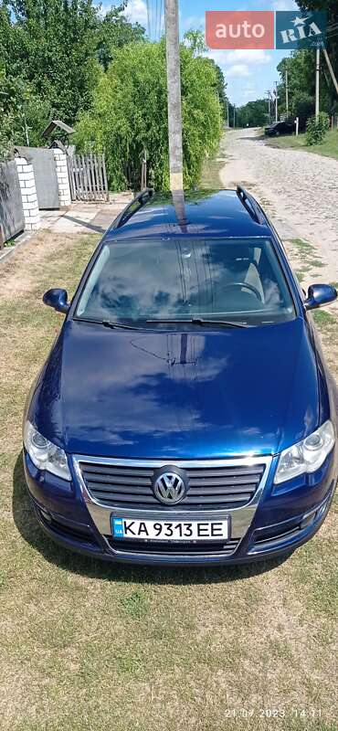 Универсал Volkswagen Passat 2005 в Киеве