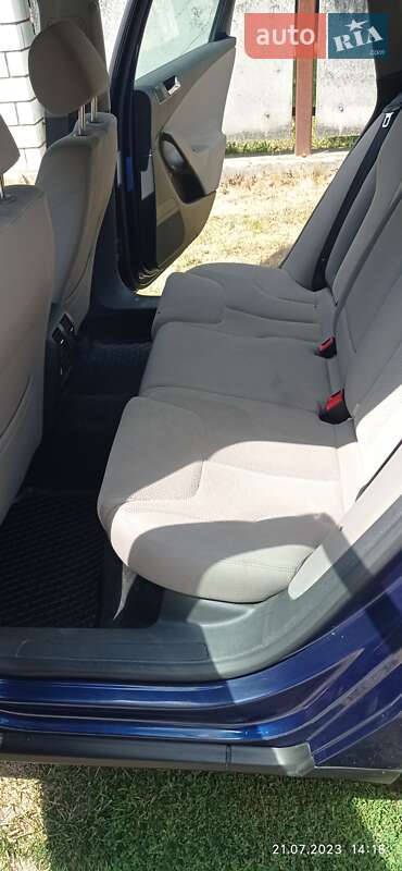 Универсал Volkswagen Passat 2005 в Киеве