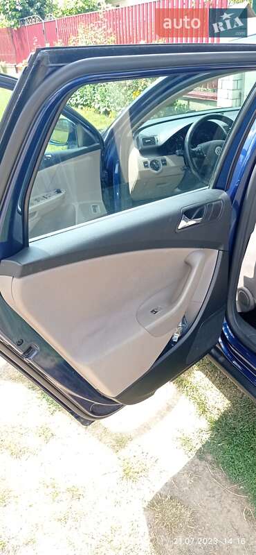 Универсал Volkswagen Passat 2005 в Киеве