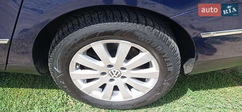 Универсал Volkswagen Passat 2005 в Киеве