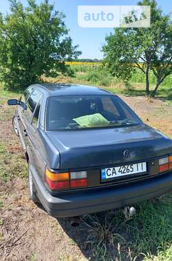 Седан Volkswagen Passat 1989 в Черкасах