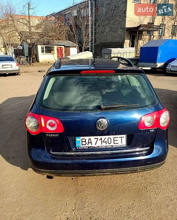 Универсал Volkswagen Passat 2005 в Кропивницком фото 3 Универсал Volkswagen Passat 2005 в Кропивницком