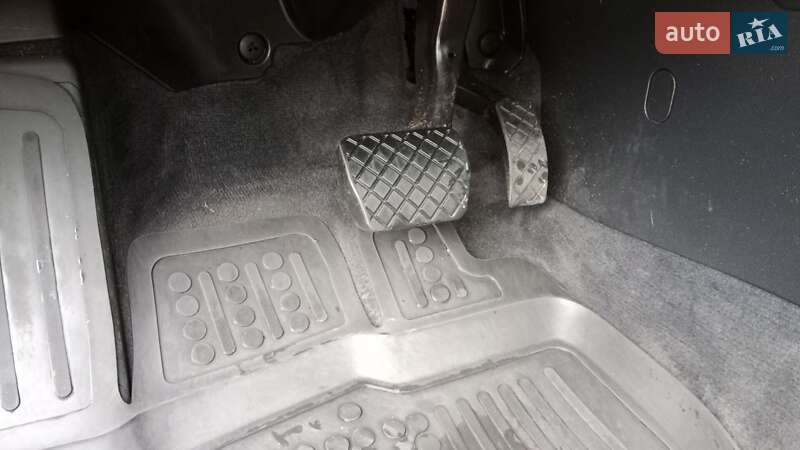 Універсал Volkswagen Passat 2015 в Києві