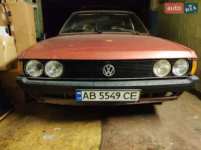 Ліфтбек Volkswagen Passat 1980 в Києві