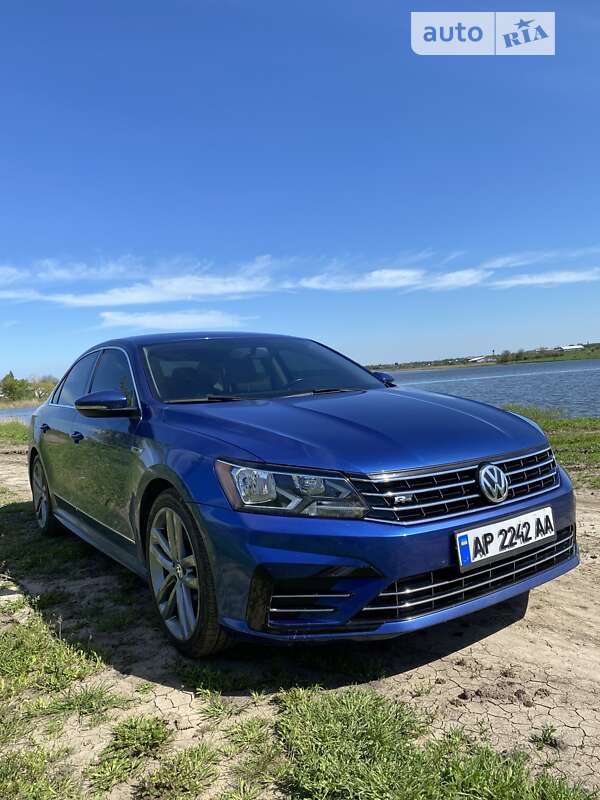 Седан Volkswagen Passat 2016 в Запорожье