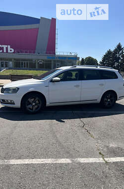 Седан Volkswagen Passat 2011 в Запоріжжі