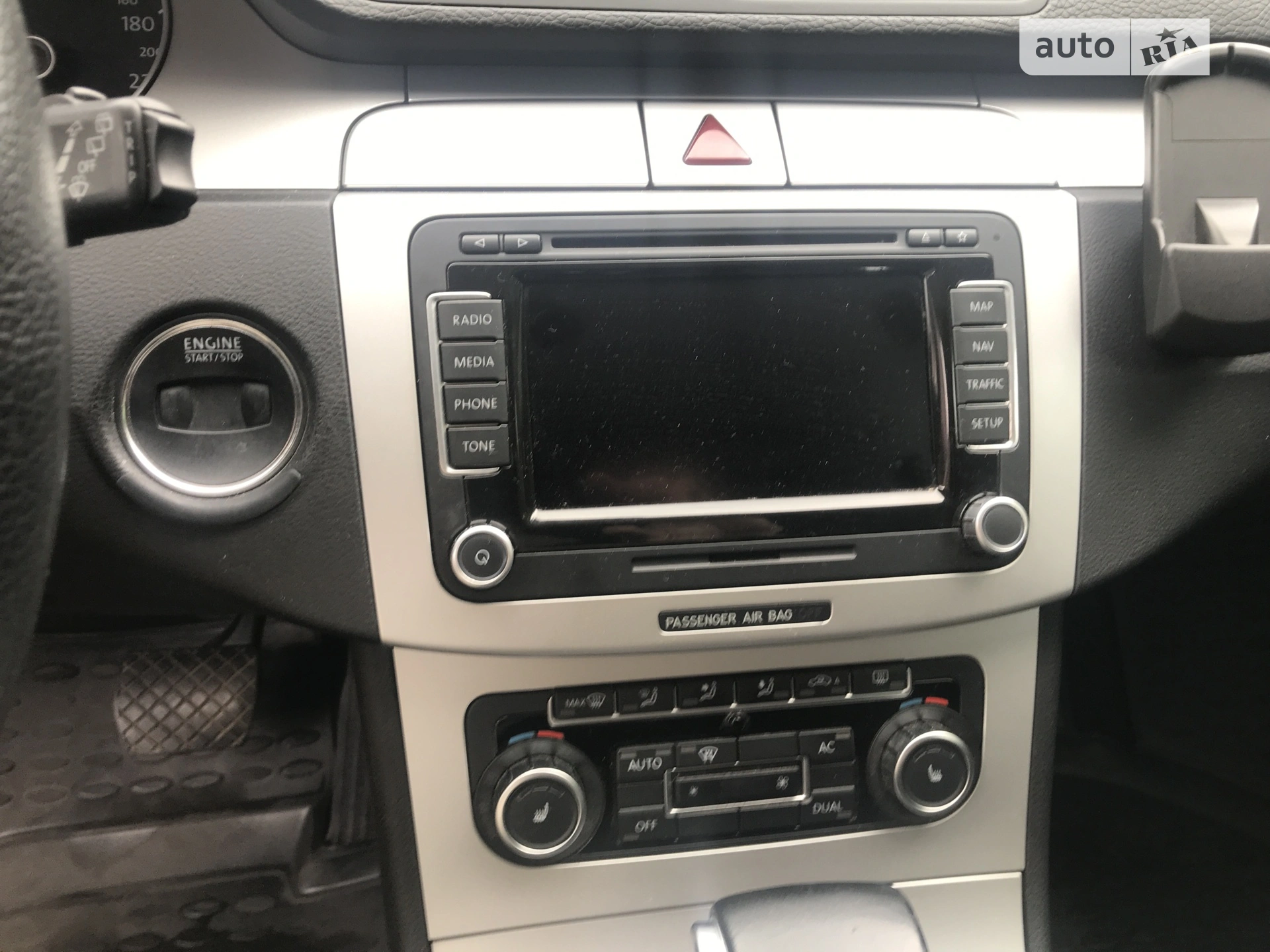 2010 Volkswagen Passat - мініатюра 16