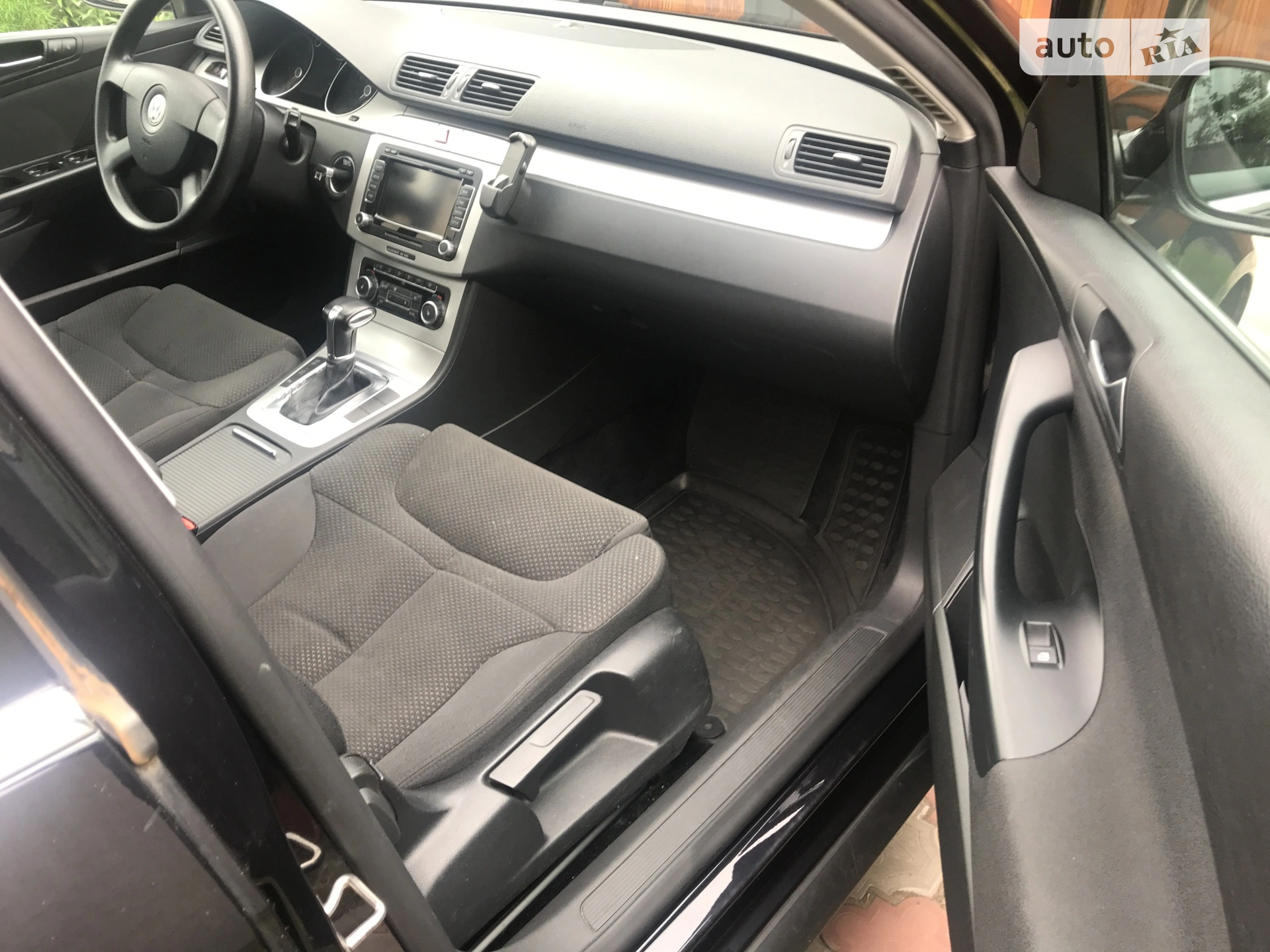 2010 Volkswagen Passat - мініатюра 18
