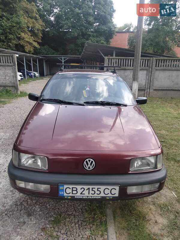 Седан Volkswagen Passat 1993 в Чернігові фото 3 Седан Volkswagen Passat 1993 в Чернігові
