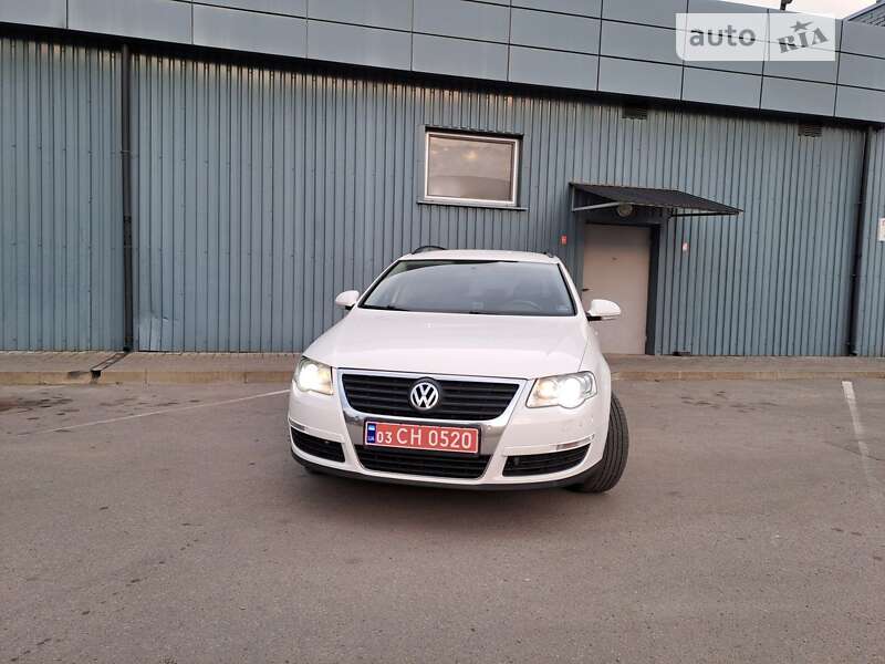 Універсал Volkswagen Passat 2010 в Знам'янці