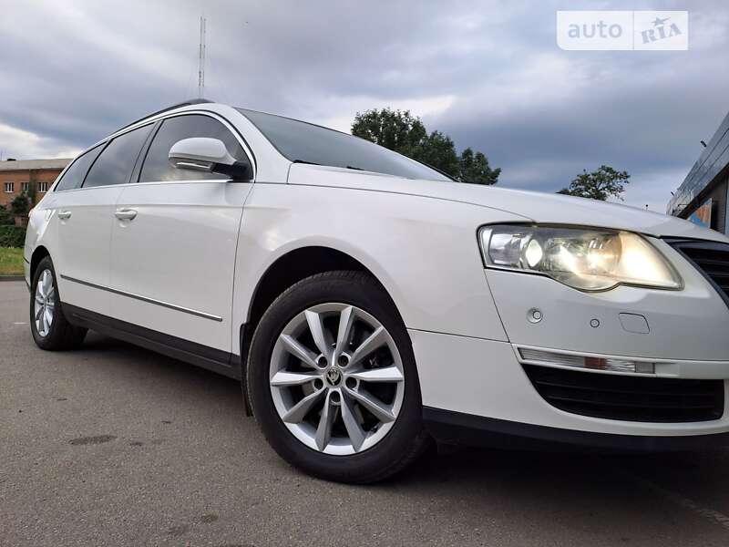 Універсал Volkswagen Passat 2010 в Знам'янці
