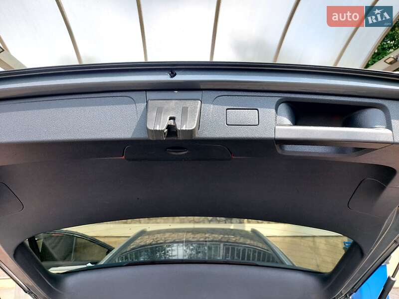 Універсал Volkswagen Passat 2015 в Тернополі