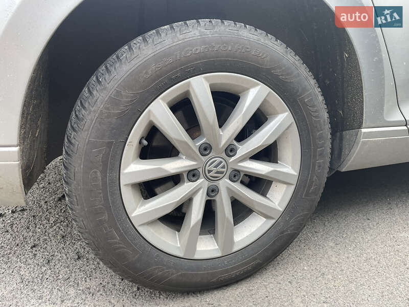 Универсал Volkswagen Passat 2017 в Луцке
