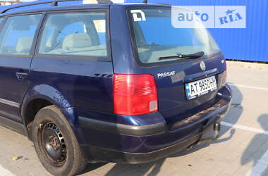 Универсал Volkswagen Passat 2000 в Калуше