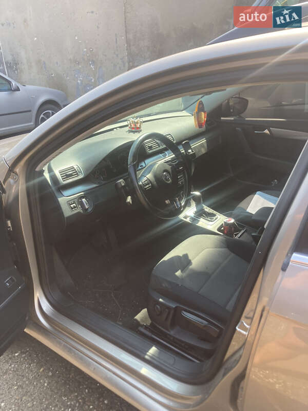 Универсал Volkswagen Passat 2013 в Виноградове