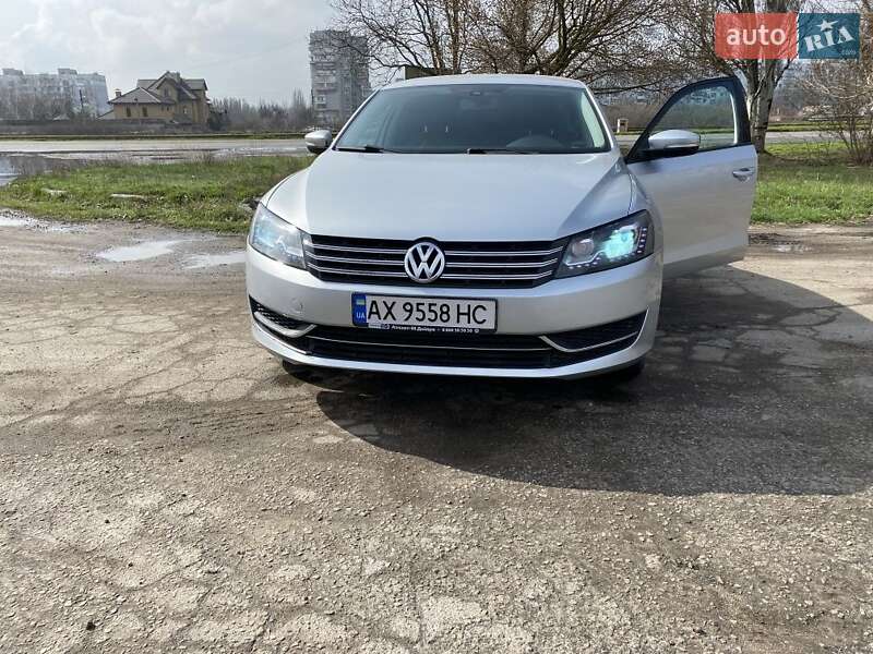 Седан Volkswagen Passat 2014 в Запорожье
