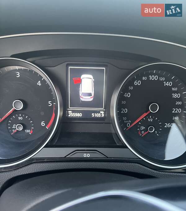 Универсал Volkswagen Passat 2015 в Житомире