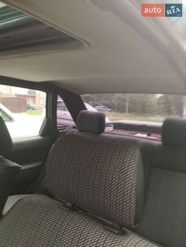 Volkswagen Passat 1992