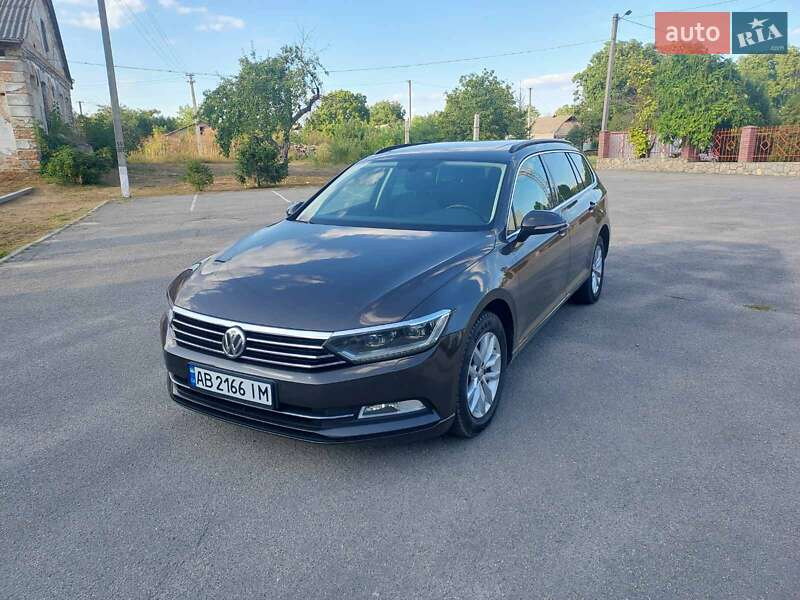 Універсал Volkswagen Passat 2018 в Кропивницькому