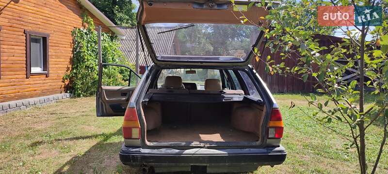 Универсал Volkswagen Passat 1986 в Малине