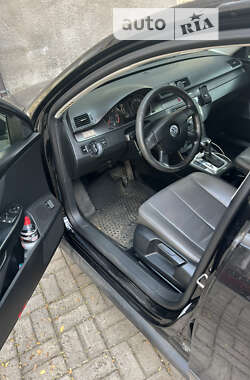 Седан Volkswagen Passat 2010 в 