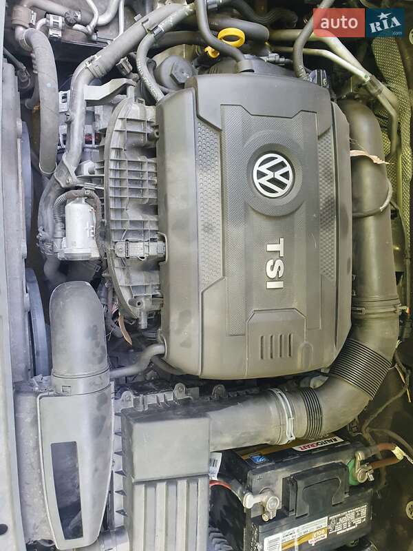 Седан Volkswagen Passat 2014 в Одессе