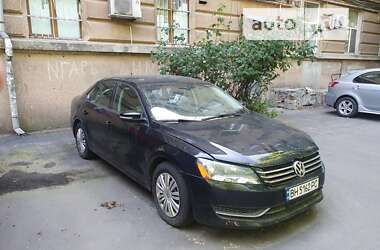 Седан Volkswagen Passat 2014 в Одесі