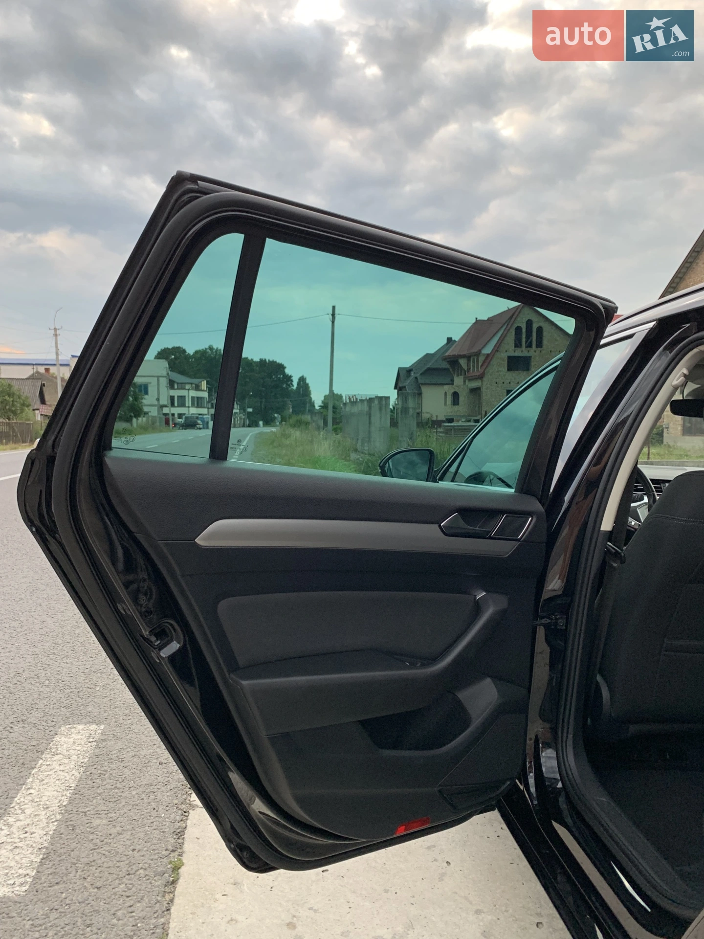 2019 Volkswagen Passat - мініатюра 19