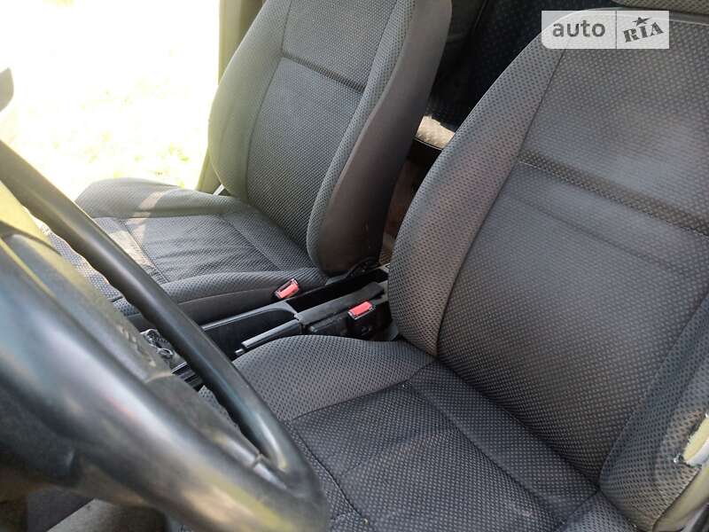 Універсал Volkswagen Passat 1989 в Калуші