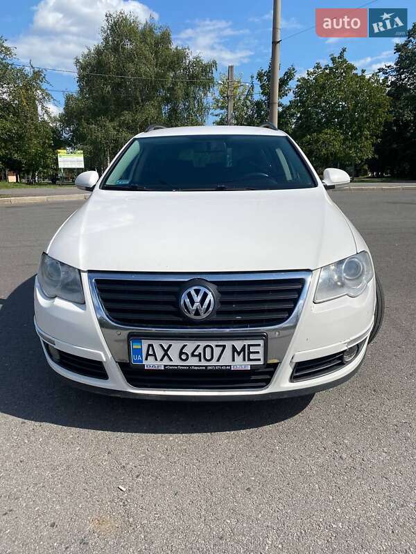 Универсал Volkswagen Passat 2010 в Харькове