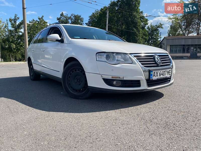 Универсал Volkswagen Passat 2010 в Харькове