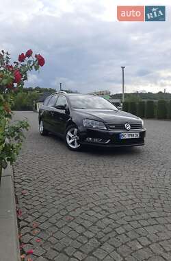 Универсал Volkswagen Passat 2013 в Жовкве