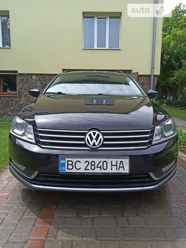 Универсал Volkswagen Passat 2014 в Каменке-Бугской
