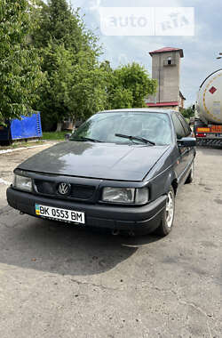 Седан Volkswagen Passat 1989 в 