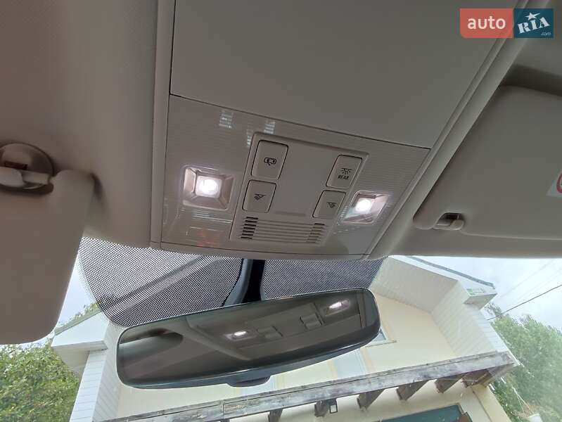 Універсал Volkswagen Passat 2017 в Вишгороді