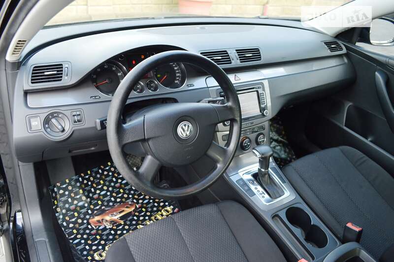 Седан Volkswagen Passat 2008 в Одесі
