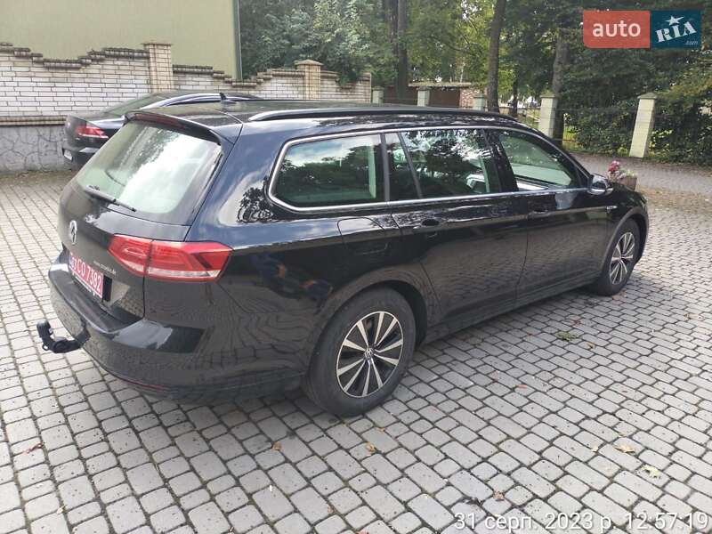 Универсал Volkswagen Passat 2016 в Львове