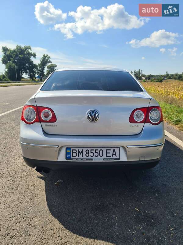 Седан Volkswagen Passat 2008 в Недригайліву