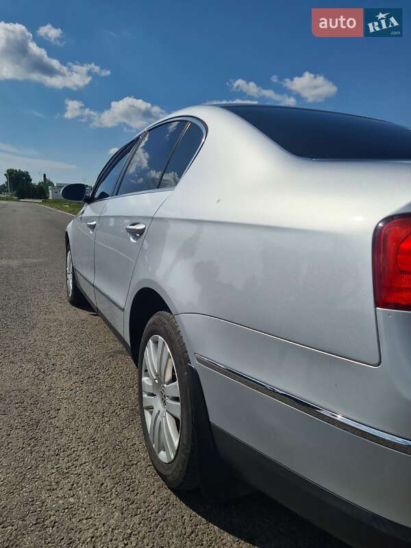 Седан Volkswagen Passat 2008 в Недригайліву