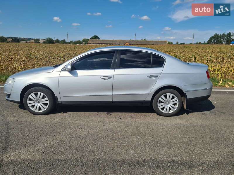 Седан Volkswagen Passat 2008 в Недригайліву