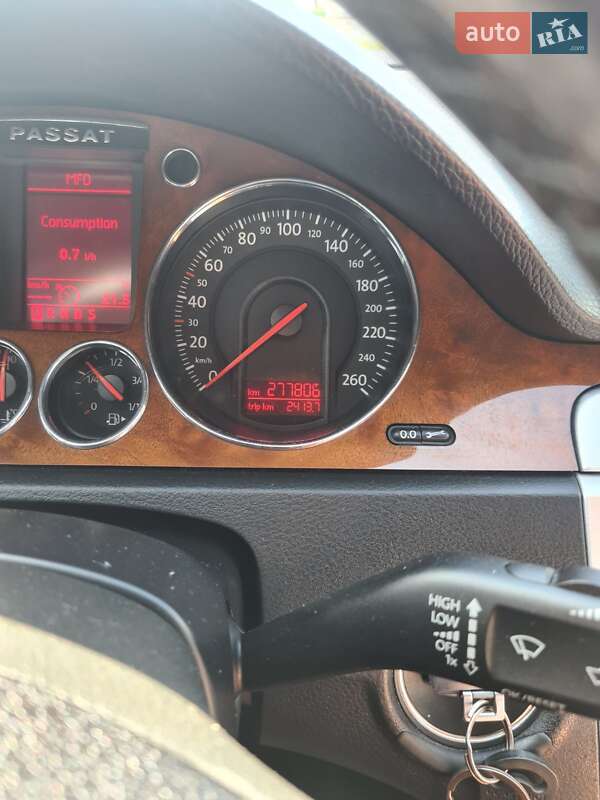 Седан Volkswagen Passat 2008 в Недригайліву