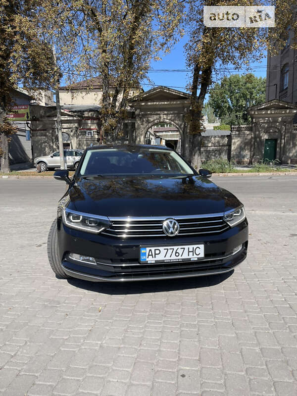 Універсал Volkswagen Passat 2017 в Запоріжжі