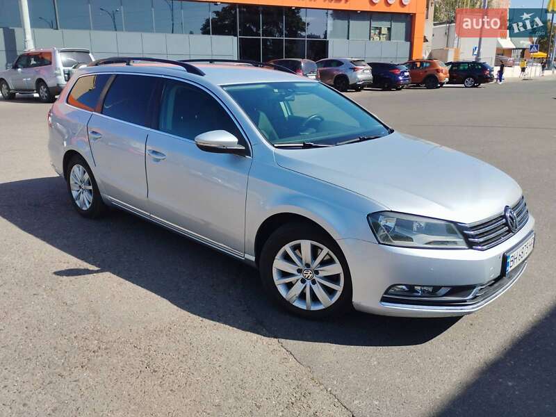 Volkswagen Passat 2011