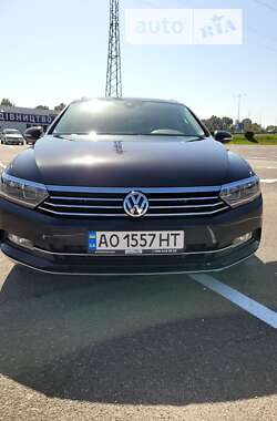 Універсал Volkswagen Passat 2017 в Ужгороді