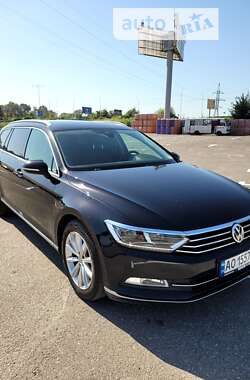 Універсал Volkswagen Passat 2017 в Ужгороді