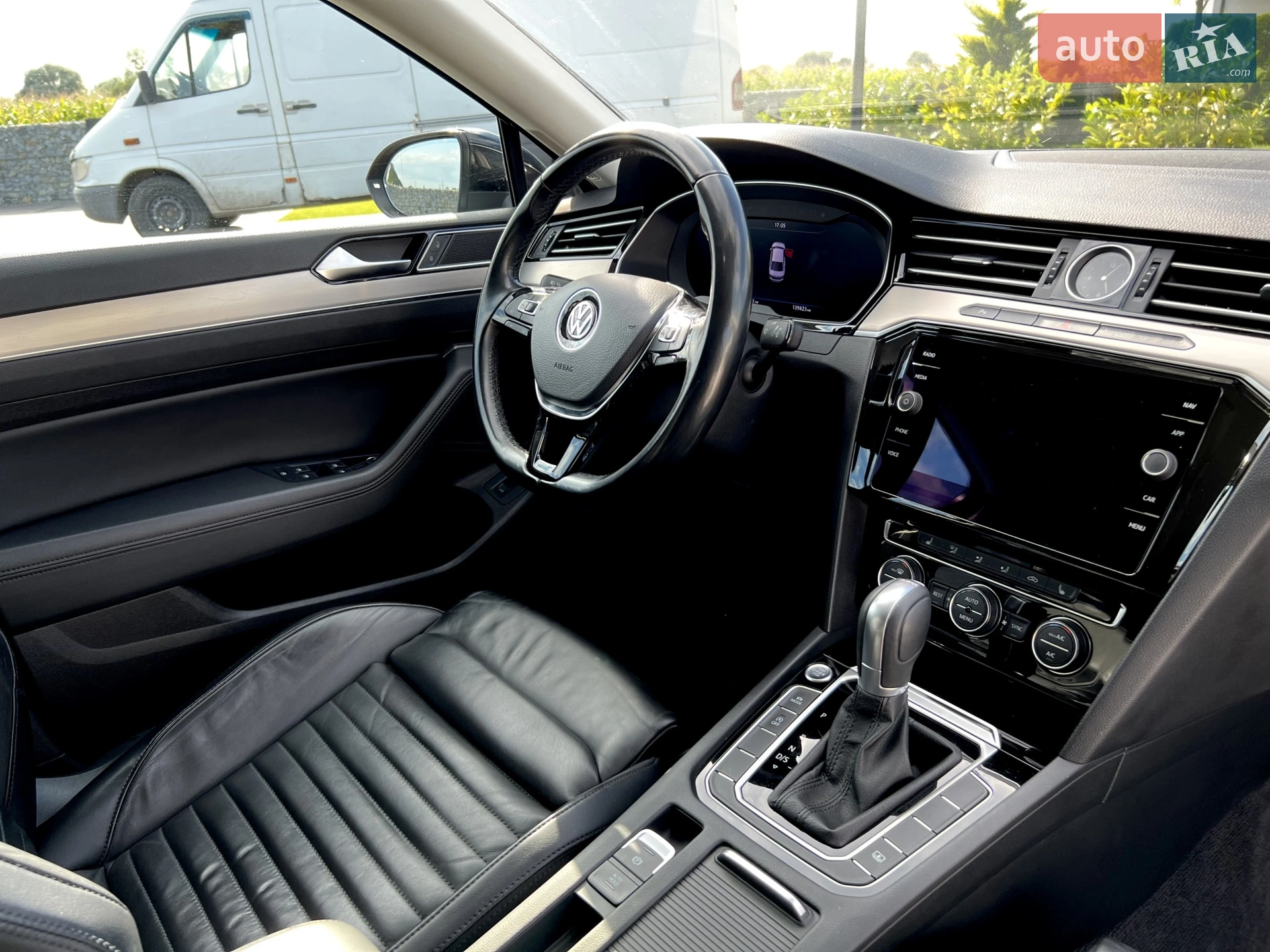 2017 Volkswagen Passat - мініатюра 24