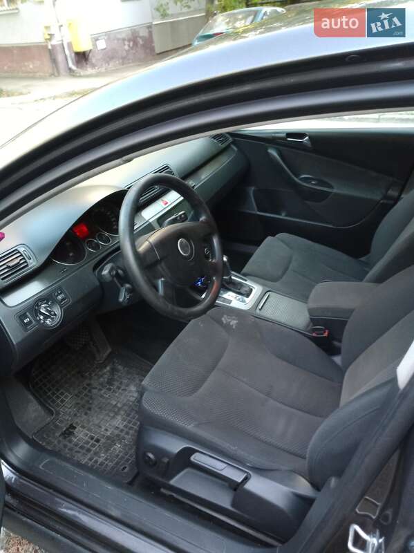 Седан Volkswagen Passat 2005 в Запоріжжі